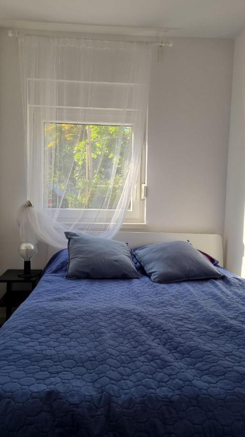 Appartement Apartman Z12 à Kornić Extérieur photo