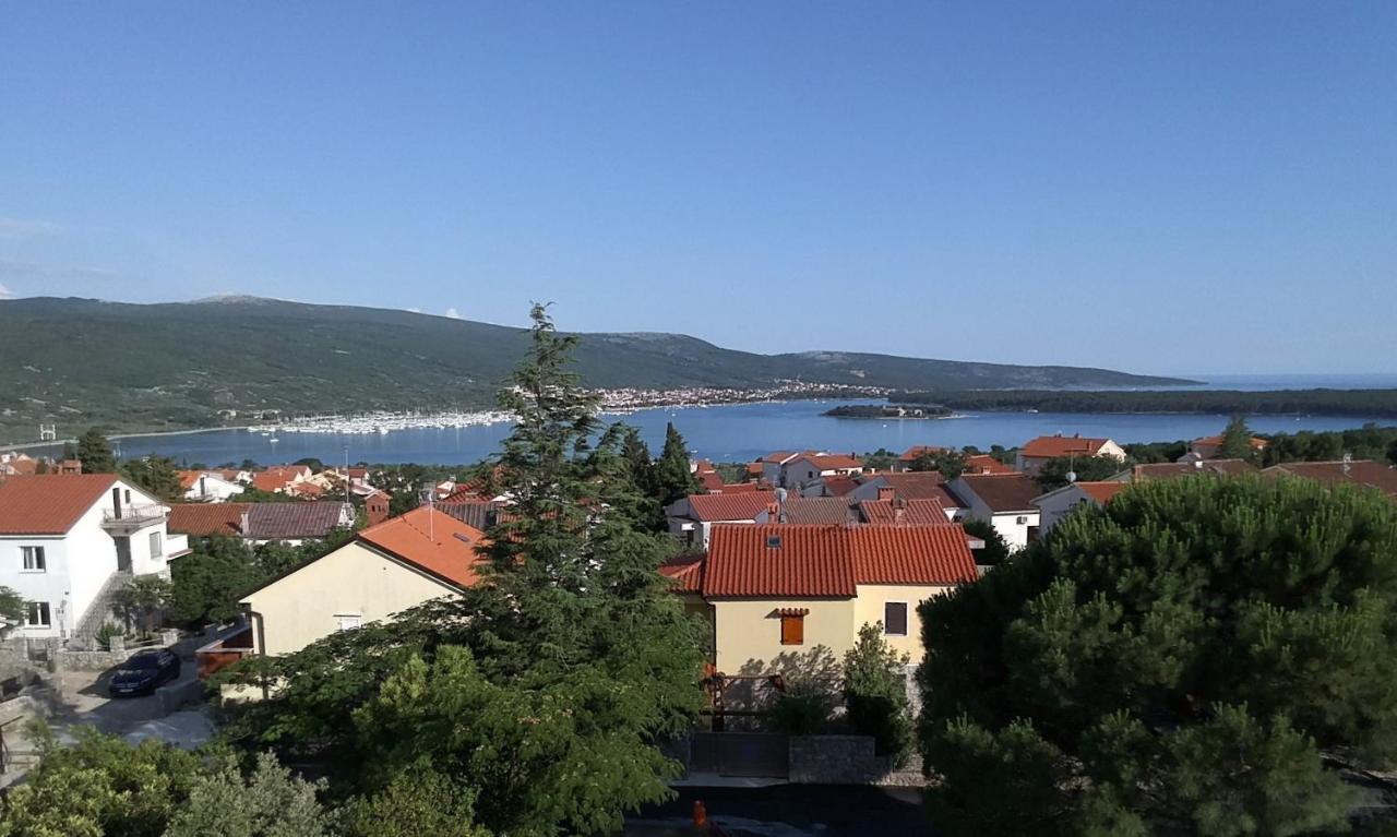 Appartement Apartman Z12 à Kornić Extérieur photo